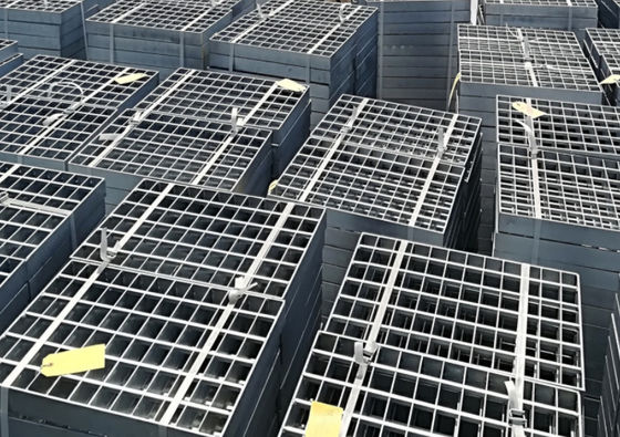 Serrated Type Steel Walkway Grating Panel Corrosion Resistant