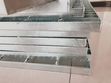 Hot Dipped Galvanized ety Grating Walkway Press Welded 2 4 6 Mm Square