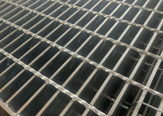 Ζυγισμένο χάλυβα διάδρομο σχάρα 30 * 5mm για βιομηχανική πλατφόρμα