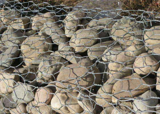 Τετραγωνική τρύπα ζεστό βουτηγμένο γαλβανισμένο Gabion καλάθι για Xingang λιμάνι φόρτωση και μεταφορά