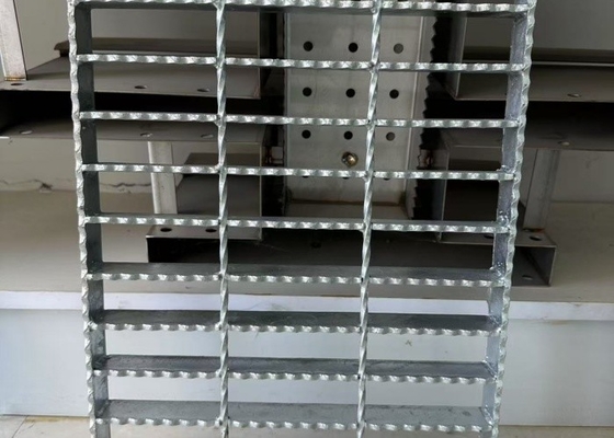 304 ανοξείδωτο χάλυβα περπάτημα Grating 100mm διαχωρισμός Βιομηχανική