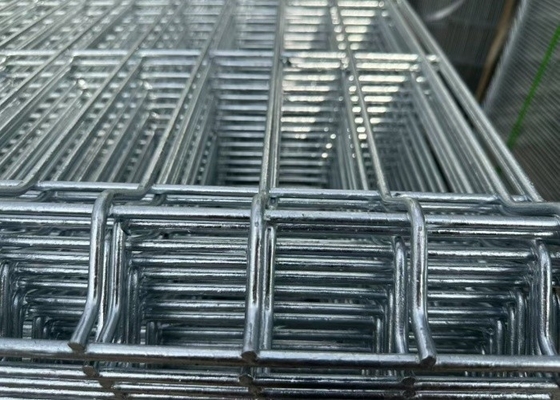 Υψηλής Ασφάλειας Τρίγωνο Φράχτης Πίνακα Anti Cut Wire Mesh Για την Προστασία Περιμέτρου