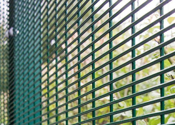 το PVC φρακτών πλέγματος φυλακών 4.0mm που ντύνεται/γαλβανισμένος αντι καυτής εμβύθισης αναρριχείται